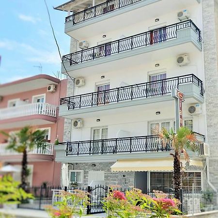 Giannis Hotel Paralía Exteriör bild