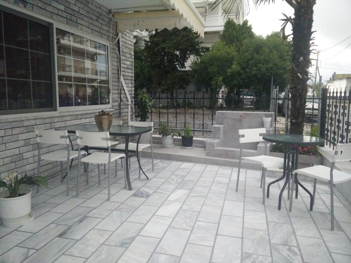 Giannis Hotel Paralía Exteriör bild