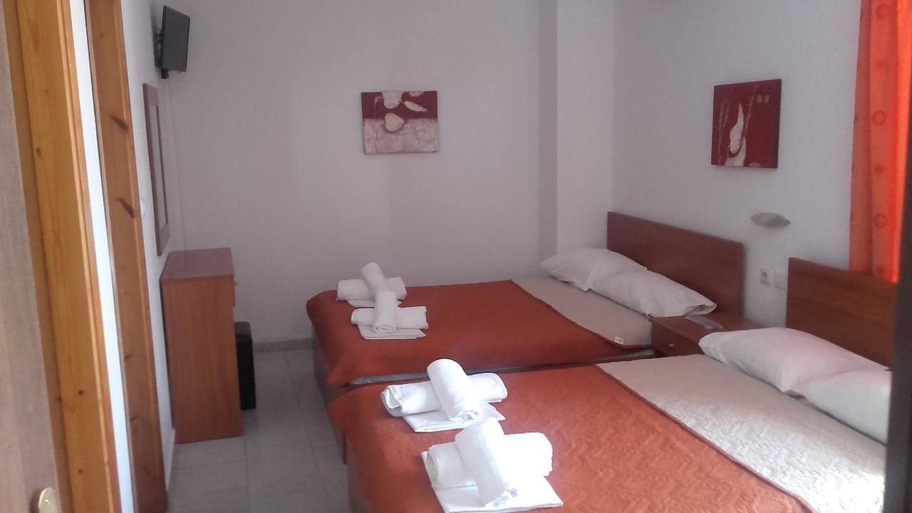 Giannis Hotel Paralía Exteriör bild