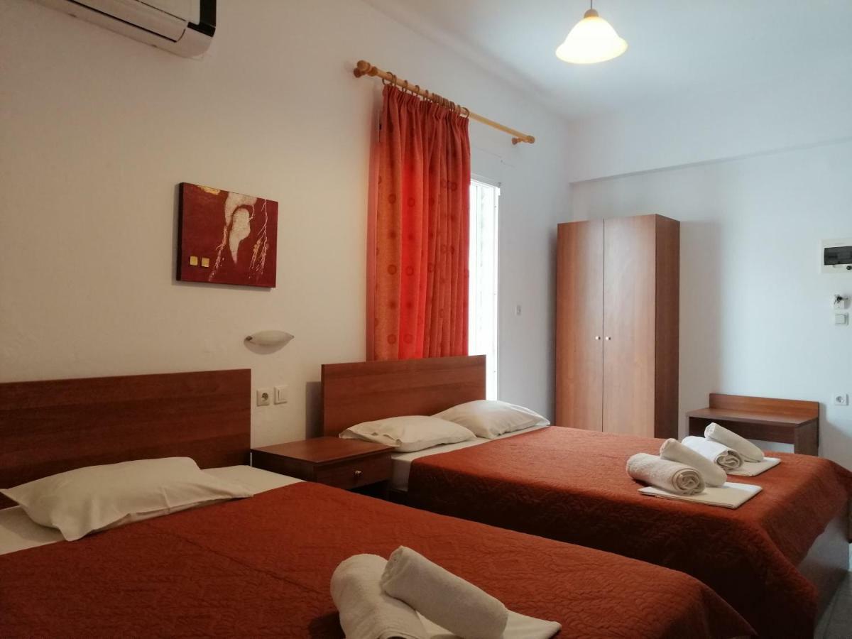 Giannis Hotel Paralía Exteriör bild